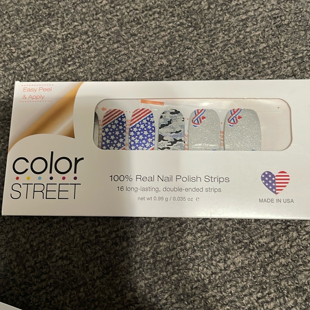 𝅺color street nails because of the brave RARE